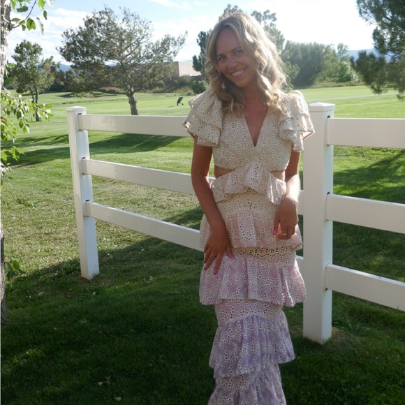Meet your Posher, Haley - Picture 1 of 6